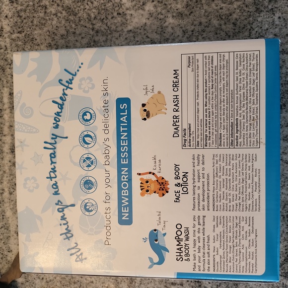 NEW NIB NWT Hamilton Babies Santa Monica "Bundle of Miracle Newborn Essentials" - Picture 2 of 2